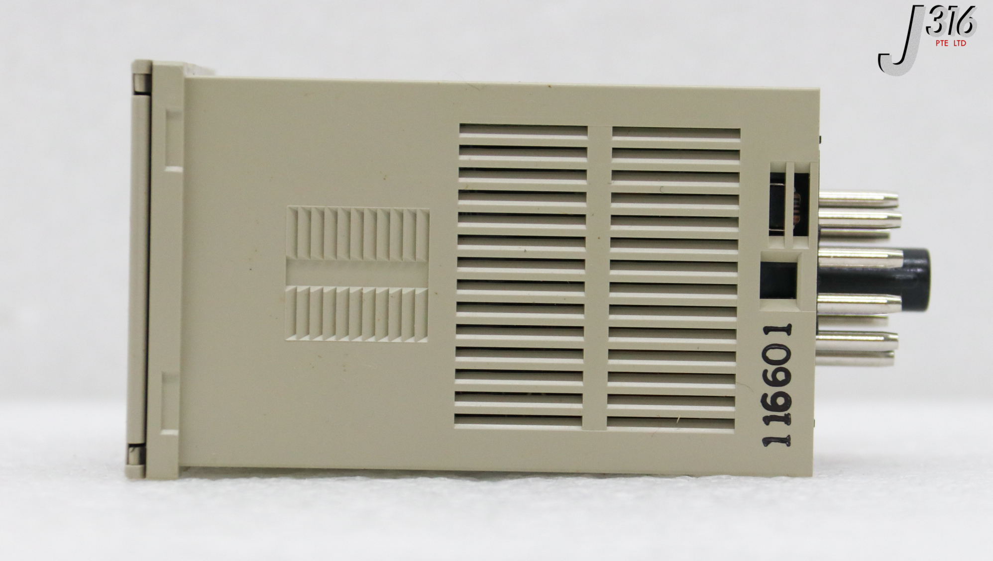 モン/3 C3121 OMRON TEMPERATURE CONTROLLER, E5CS (NEW) E5CS-R1KJ | eBay